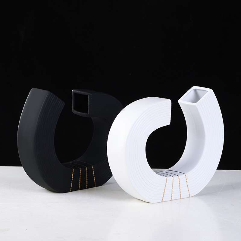 轻奢北欧黑白几何陶瓷摆件 创意极简软装家居样板房艺术饰品装饰