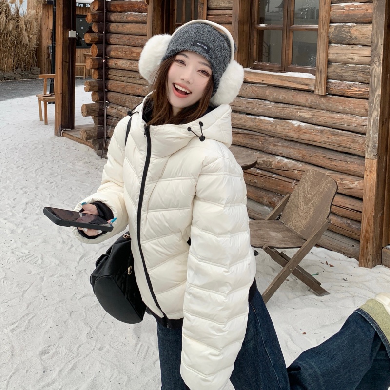 白色排骨轻薄羽绒棉衣棉服女