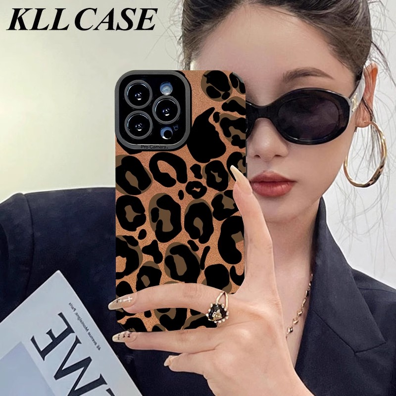 适用苹果苹果16pro翻毛皮豹纹