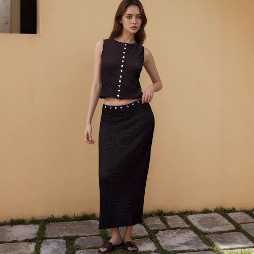 Buckled sleeveless top and long skirtset排扣无袖上衣长裙套装