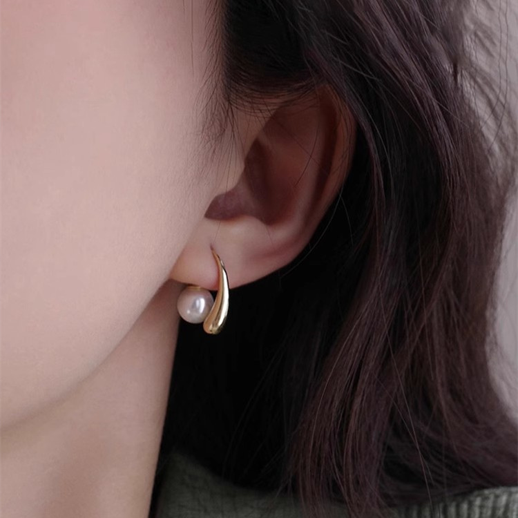 奥特莱斯折扣店清仓18K金时尚U型水滴珍珠耳环女高级感气质耳钉
