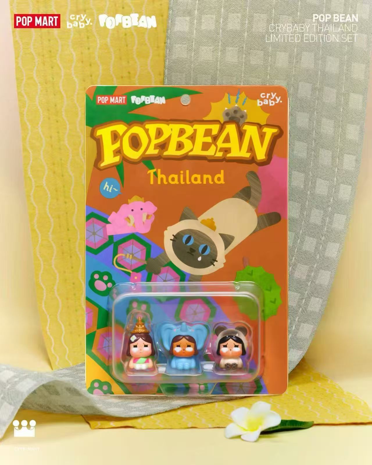 POPMART泡泡玛特CRYBABY哭娃泰国限定萌粒吊卡手链单肩包可爱礼物