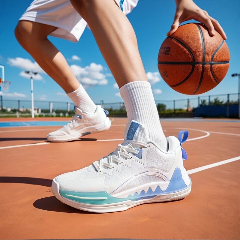 特步篮球鞋减震耐磨专业球鞋