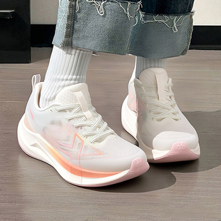 特步2000公里五代女鞋春季跑鞋耐磨体测运动鞋女回弹减震跑步鞋子