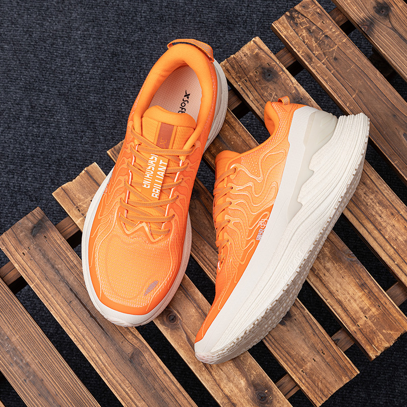 特步风火28跑步鞋男鞋夏