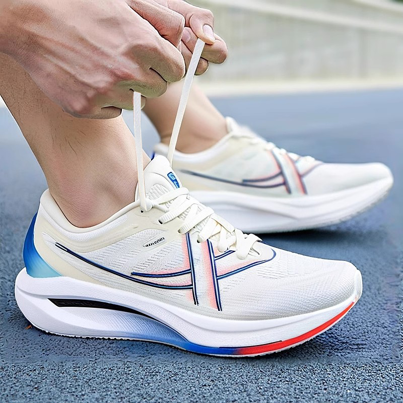 特步坦程max跑步鞋男鞋