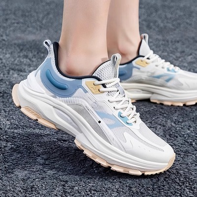 特步山海行歌运动鞋男鞋