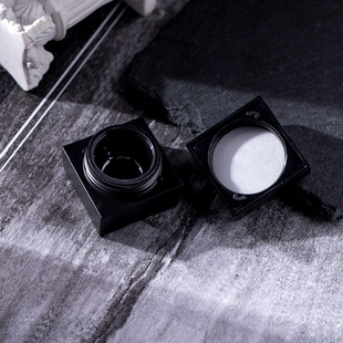 美甲空瓶子日式罐装胶瓶子5G分装瓶带刮口彩绘胶瓶子调色用甲油胶