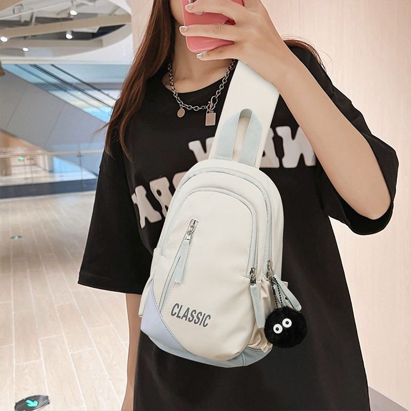 胸包女斜挎包包2026新款帆布女包百搭休闲小包腰包多功能时尚户外