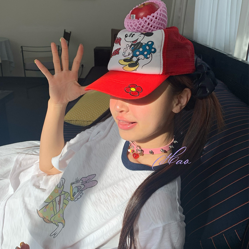 好好好！草莓魔法棒粉色铆钉项圈choker