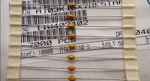 A103K15X7RF5TAA轴向独石电容103k 50v0.01uF X7R 10nf Vishay BC