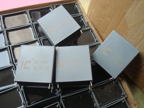 306MKB700K4S5D美国 IC MKB 700V30UF 38MM胆机高压滤波无极电容
