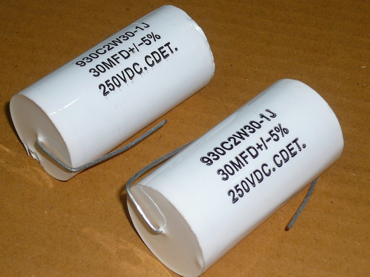 CDE30UF250V30MFD250VDC