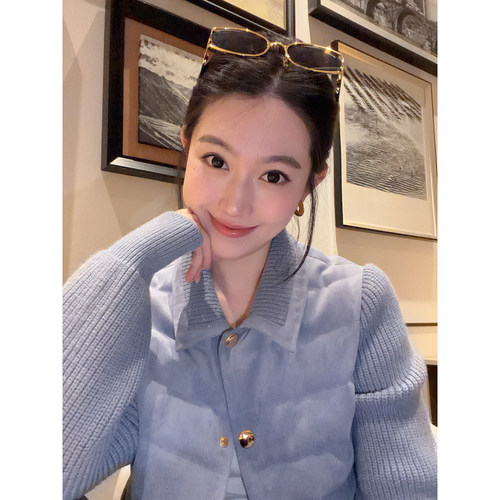 针织拼接柔雾横排95白鹅绒服