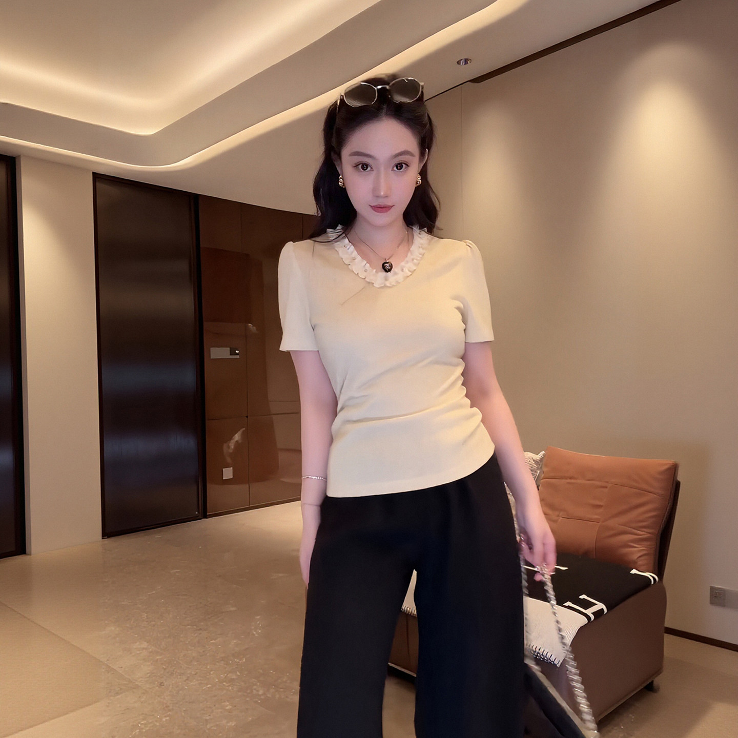 大李plus重工丝光棉亚麻混纺针织T恤女夏季法式优雅短袖V领上衣