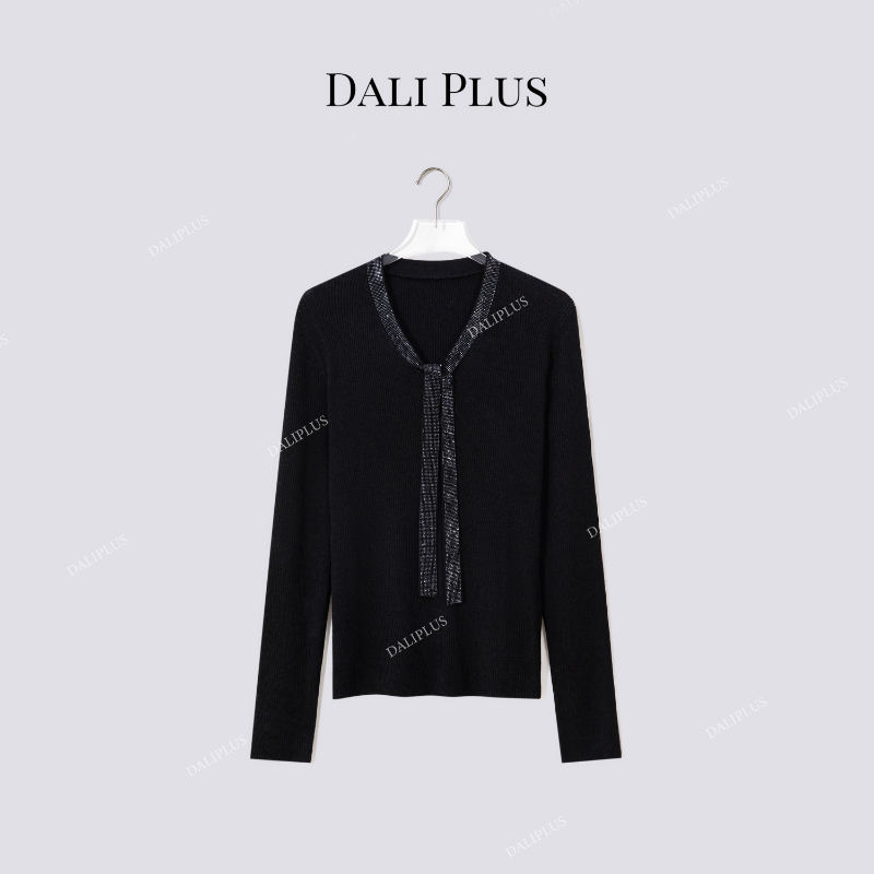 大李plus钻石飘带山羊绒羊毛混纺打底纸片人针织衫-D5CH5359