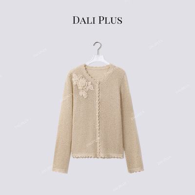 手钩胸花波浪边镂空长袖针织