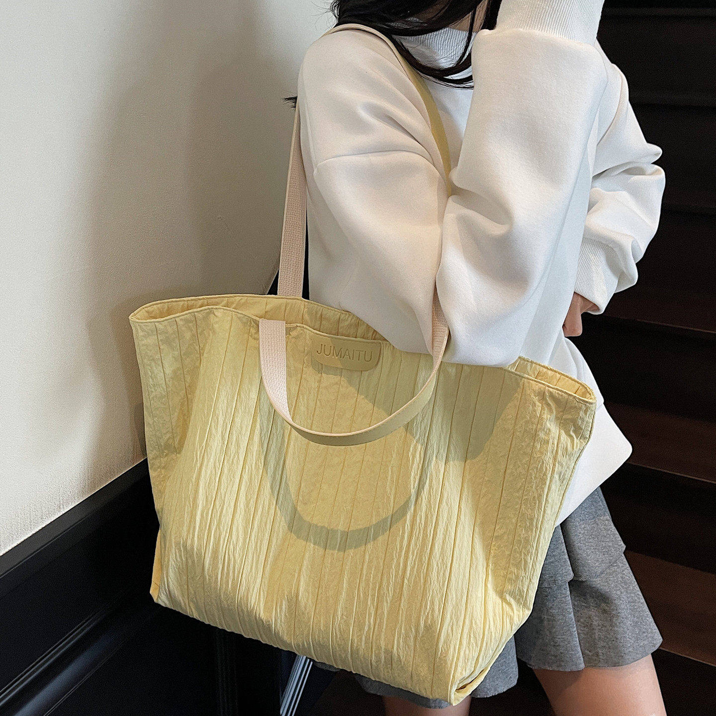 大容量帆布包包女休闲简约通勤托特包手提袋百搭学生上课单肩书包