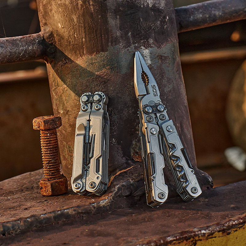 SOG索格户外工具钳多功能折叠刀迷你随身小刀野外生存装备小钳子