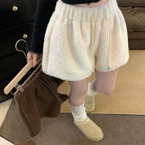 大码复古甜妹风毛绒短裤女2025冬季减龄百搭抽绳宽松休闲阔腿裤子
