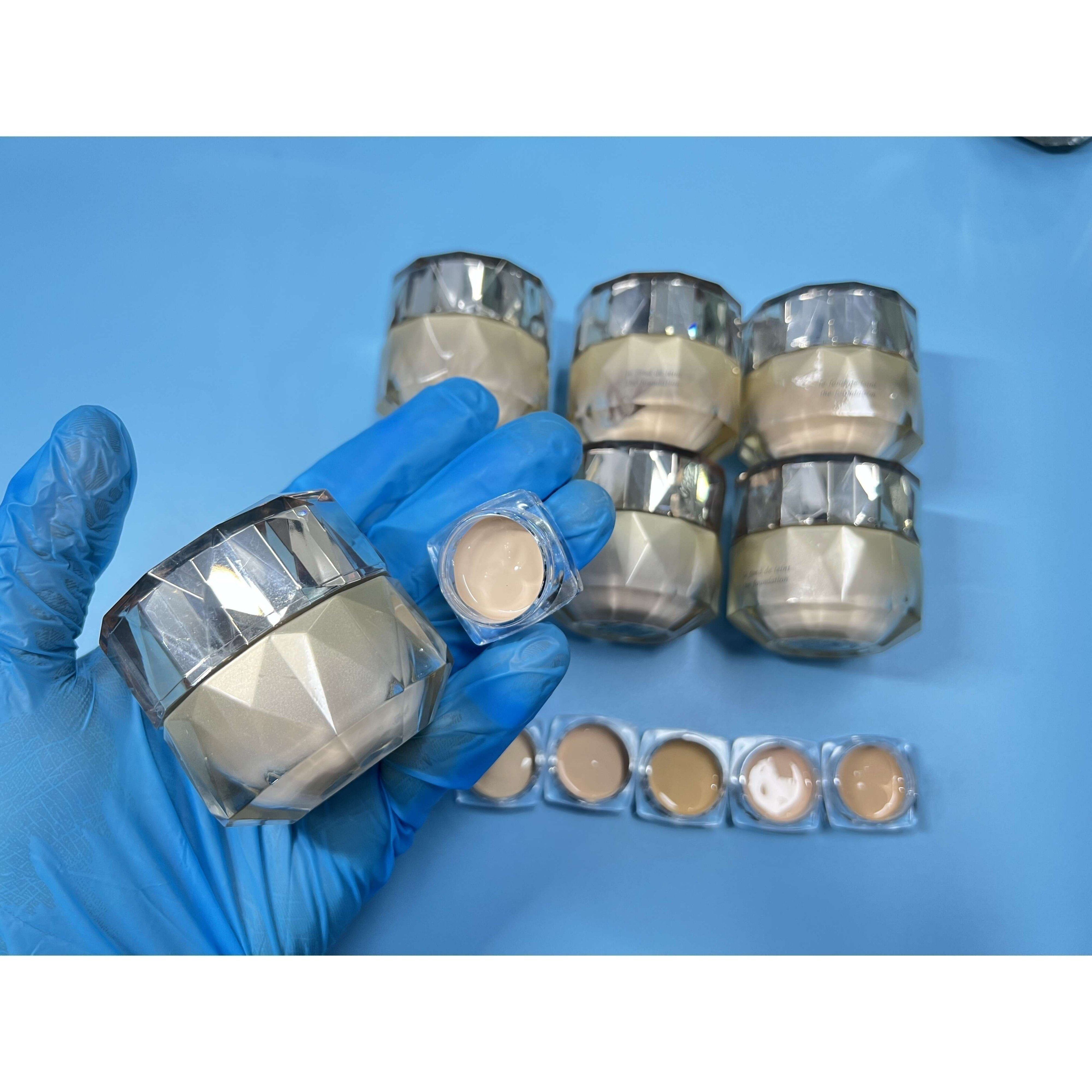 大嘴小样|旧版CPB肌肤之钥晶钻润耀粉霜试色小样 贵妇持久保湿,彩妆/香水/美妆工具,粉霜,淘宝优惠券,粉丝福利购,淘宝优惠卷