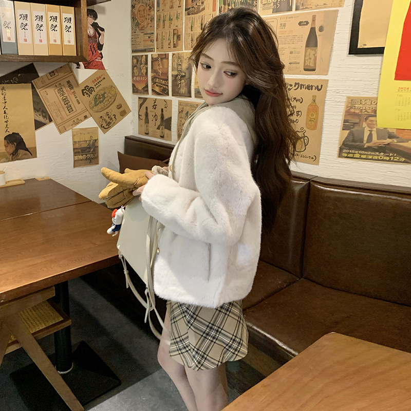 现货2024秋冬新款仿皮草短款皮毛一体毛绒外套095-9122-P135-K218,女装短外套,浙宝095(原288A)