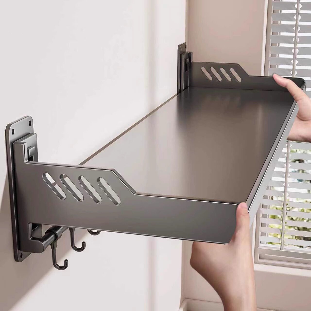 厨房置物架壁挂免打孔调料架墙上多功能微波炉收纳架悬空上墙架子