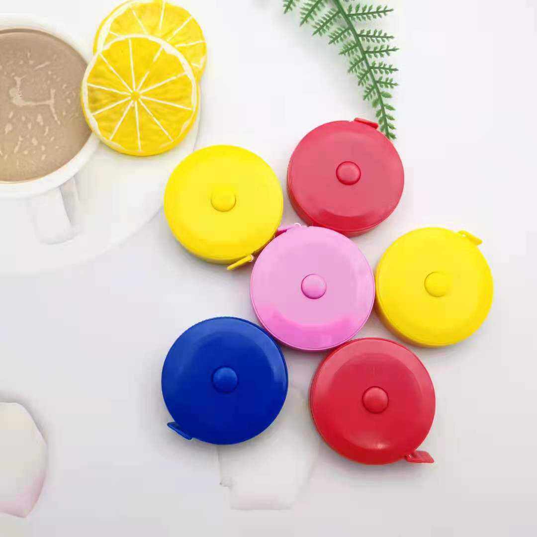 新款直销自动伸缩型卷尺 多用途塑料皮尺量衣尺/可爱迷你小软尺