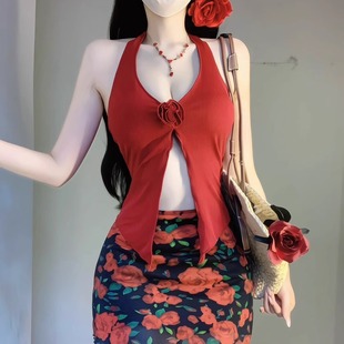 2025新款 性感辣妹海边度假温泉比基尼 红色分体立体花朵泳衣女裙式