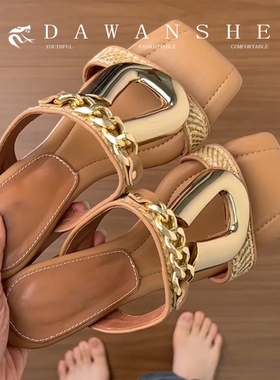 羊皮版~金属扣气质坡跟凉鞋女方头法式度假风露趾高跟一字凉拖鞋
