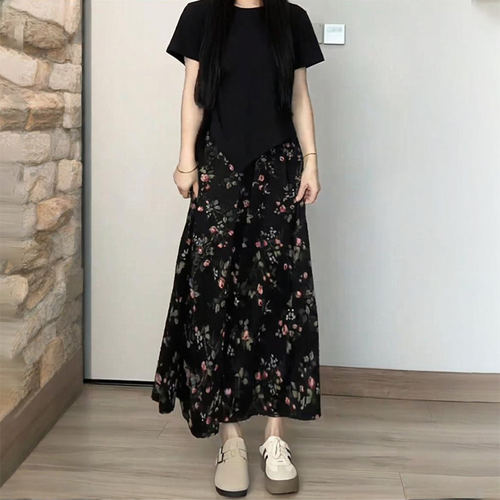 黑色印花半身裙女2026夏