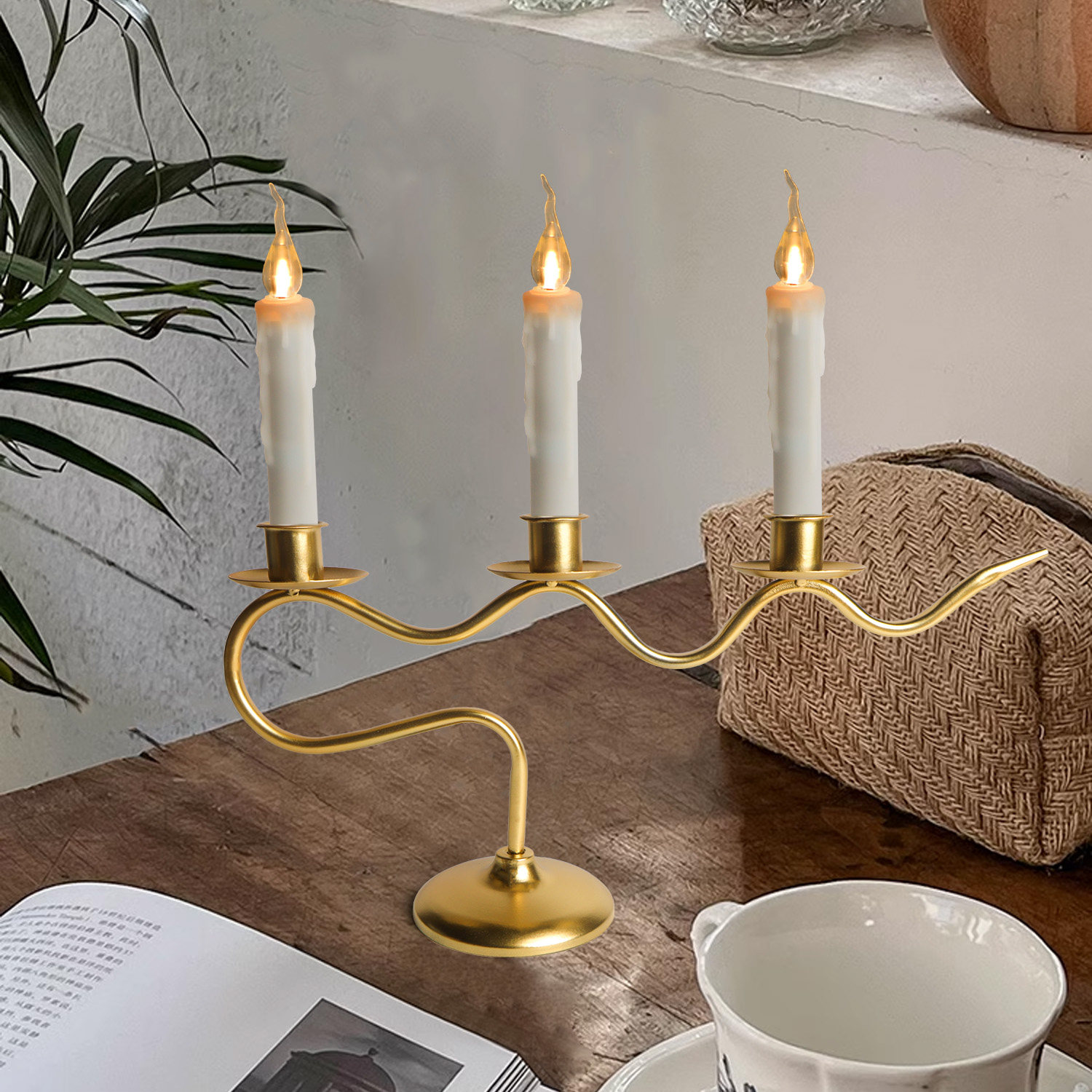 欧式复古简约波浪形曲线铁艺烛台搭配电子蜡烛客厅餐桌浪漫氛围感