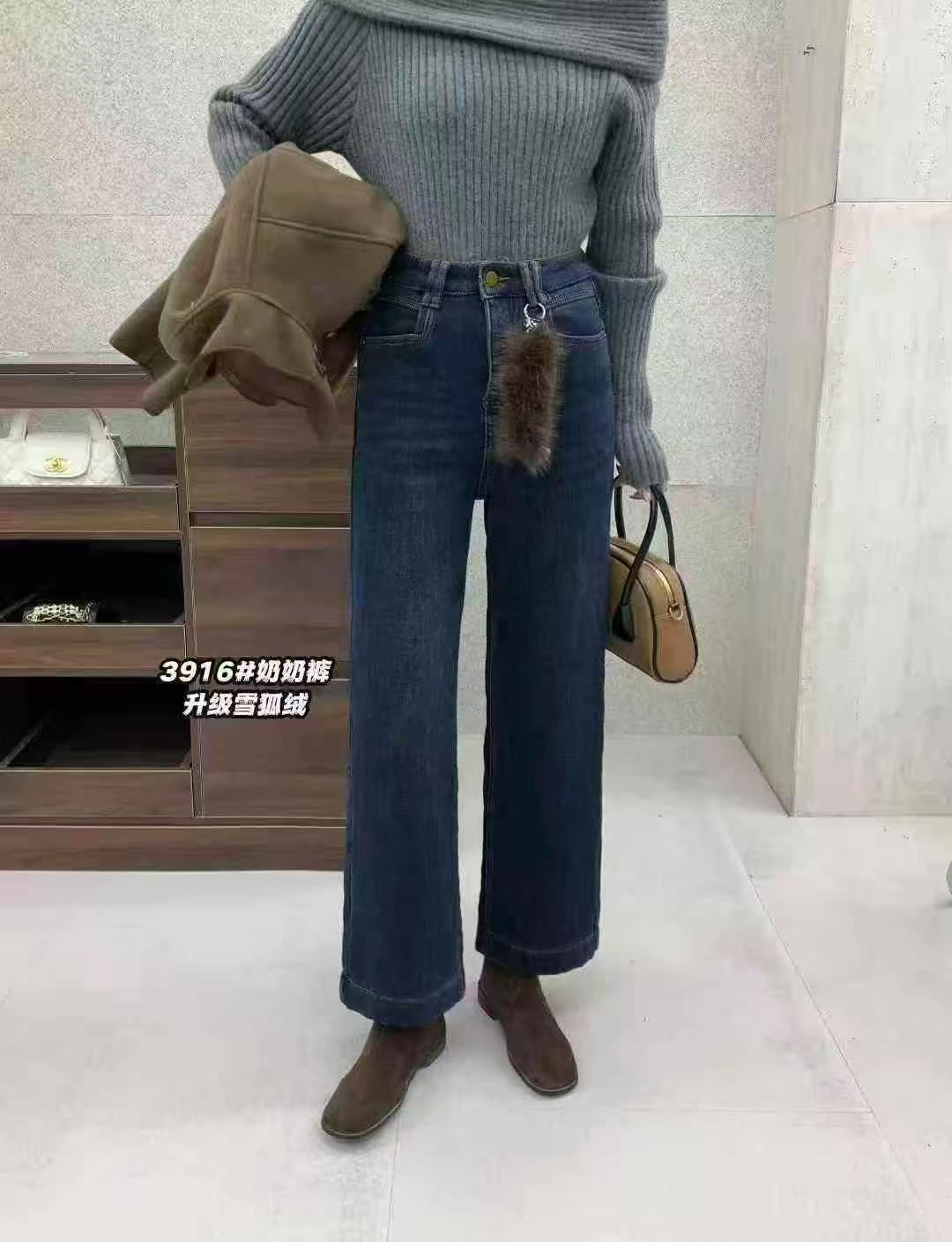 2025新款时尚百搭宽松显瘦上衣女设计感小众潮牛仔裤潮维