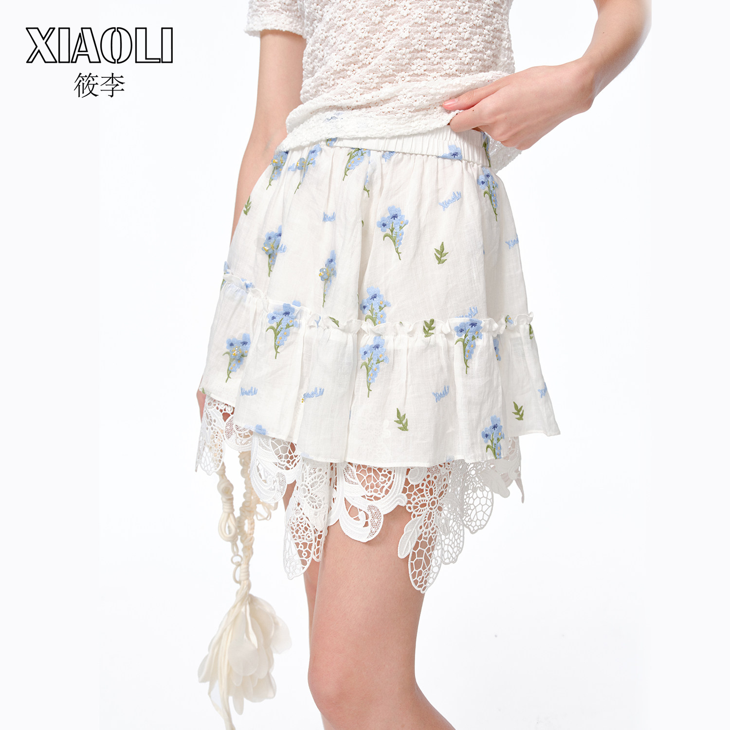 XIAOLI筱李 25春夏设计师品牌休闲宽松白色蓝碎花短裤