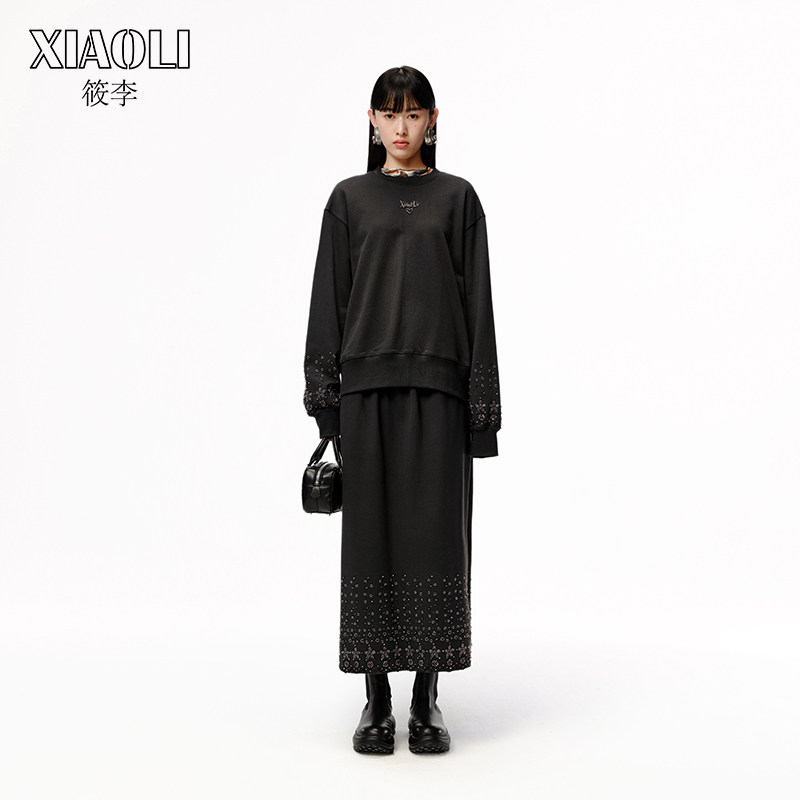 XIAOLI筱李 早秋新品设计师款袖口钉珠套头卫衣 黑色