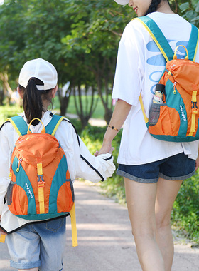 户外运动双肩包女2022新款骑行包儿童旅游小背包轻便多功能登山包