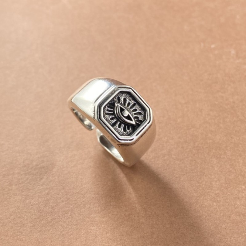 新款时尚原创设计恶魔之眼戒指男