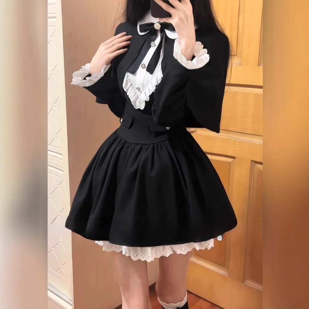 微胖mm法式设计感千金风斗篷披肩连衣裙女甜美气质收腰蓬蓬裙套装