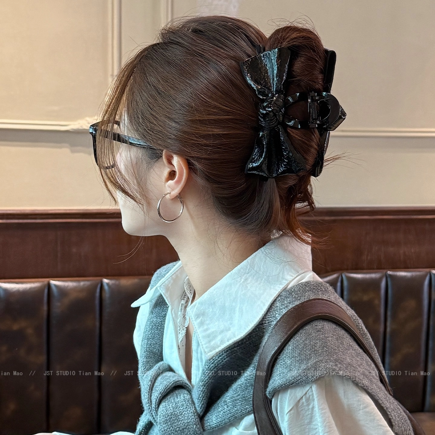 复古皮质蝴蝶结发夹女后脑勺大号盘发抓夹2025新款鲨鱼夹气质夹子,饰品/流行首饰/时尚饰品新,发饰,淘宝优惠券,粉丝福利购,淘宝优惠卷