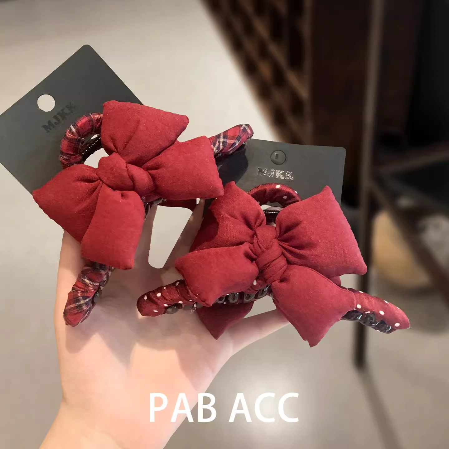 韩国新年红圣诞款双面充棉蝴蝶结波点格纹鲨鱼夹慵懒风盘发夹抓夹,饰品/流行首饰/时尚饰品新,发饰,淘宝优惠券,粉丝福利购,淘宝优惠卷