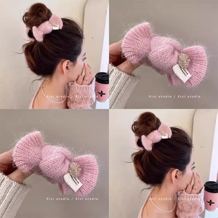 秋冬毛线蝴蝶结丸子头抓夹女2026新款高级感大号发夹子头饰后脑勺