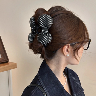法式 高级感气质发夹后脑勺鲨鱼夹子 波点立体蝴蝶结抓夹女2025新款