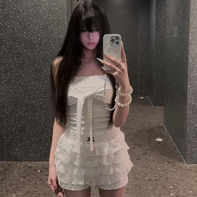 纯欲辣甜妹套装女夏季白色波点绑带抹胸上衣穿搭蕾丝裙裤子两件套
