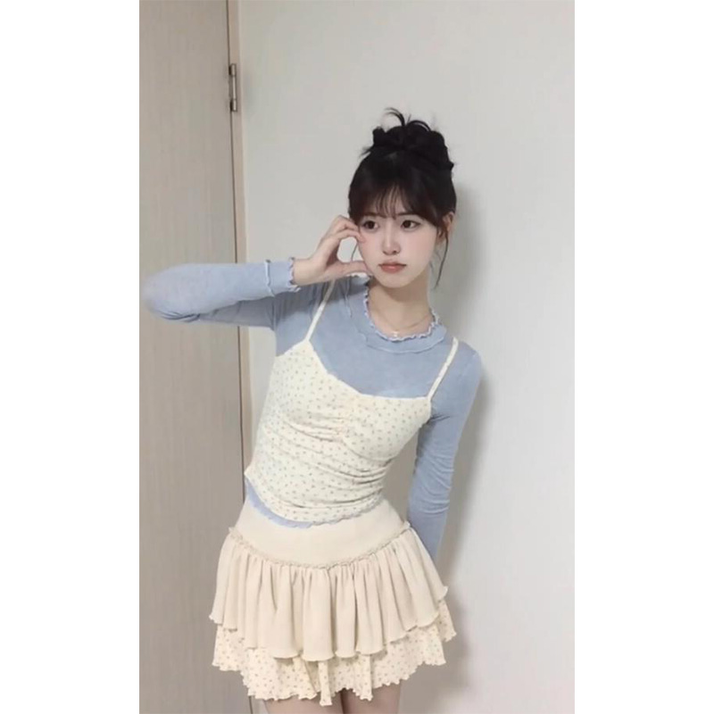 春季叠穿套装女甜辣风碎花吊带+蓝色修身花边长袖打底上衣两件套