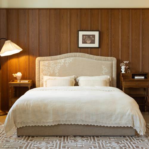 法式浪漫布艺双人床奶油风