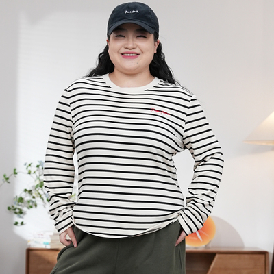 福饮沸别【条纹方糖】秋季大码胖mm条纹刺绣圆领打底衫YH25129