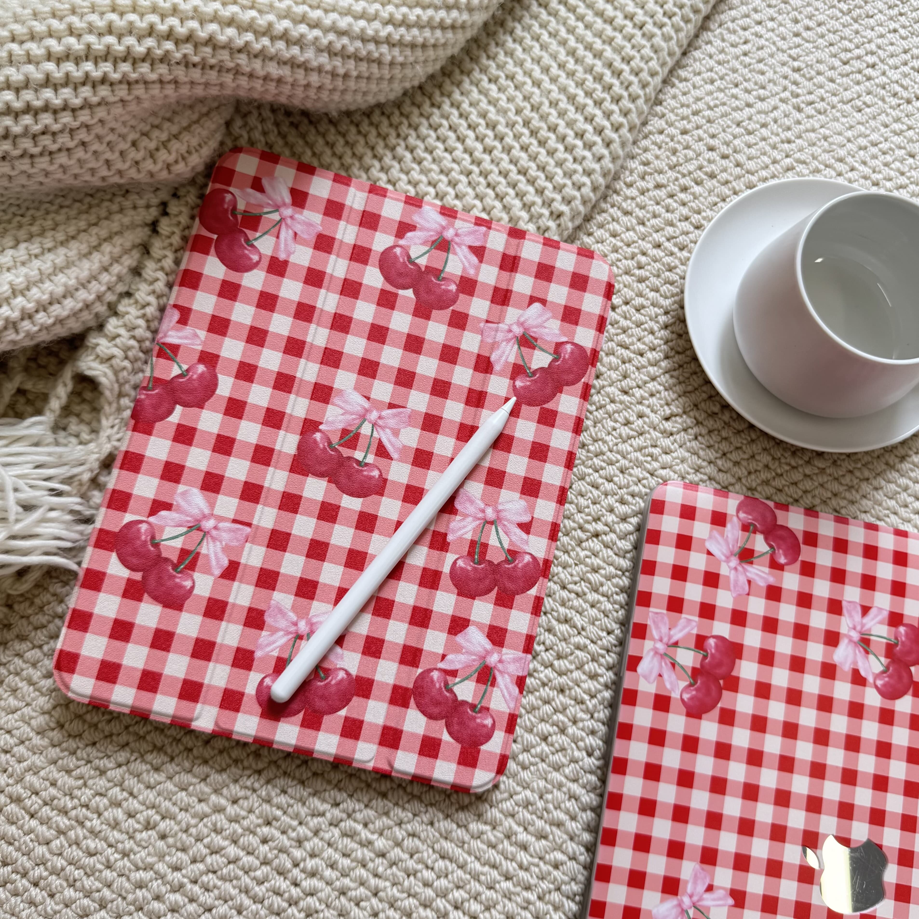 M[蝴蝶樱桃]IPAD保护壳 带笔槽平板电脑保护套/壳 苹果平板加厚亚克力保护壳 软边保护透明平板壳