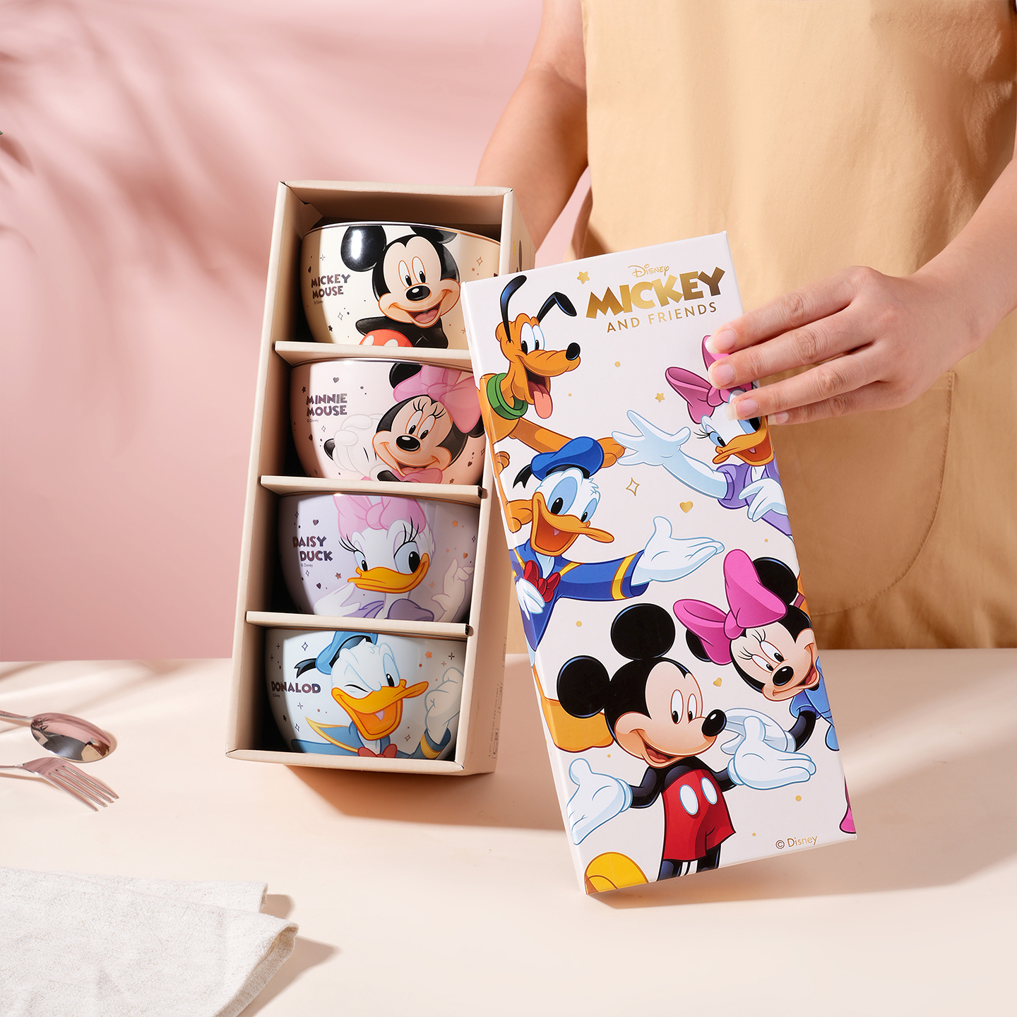 卡通儿童陶瓷碗家用餐具米奇米妮