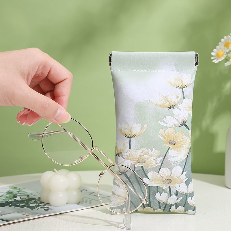 弹片自动闭合收纳包眼镜袋口红化妆袋包包内小包便携式迷你零钱包