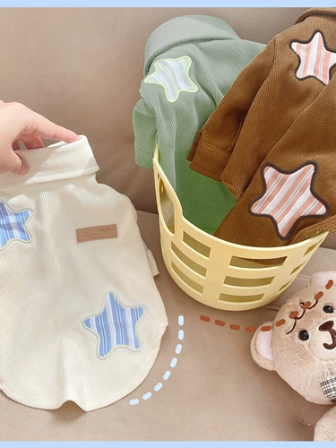 2023 Новая собачья одежда домашняя одежда для кошки осень и зимняя одежда для пуделя плюшевая одежда для кошачьей одежды Интернет знаменитость